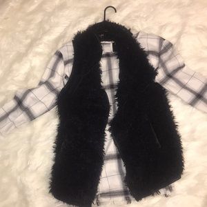Black vest (shirt not included but can be bundled)